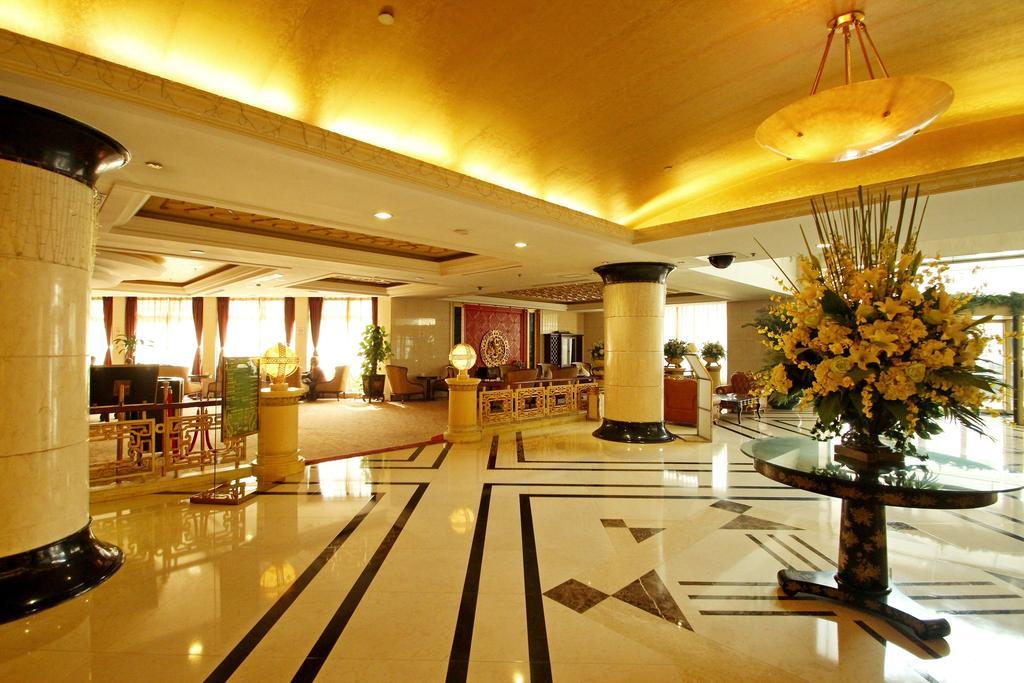Best Western New Century Hotel Shanghai Exterior foto